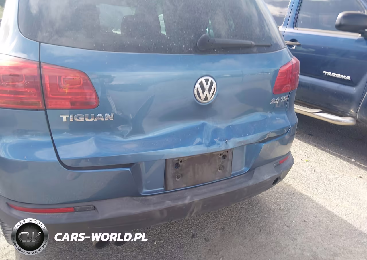 2017 Volkswagen Tiguan 2.0T Wolfsburg Edition VIN:WVGRV7AX5HW506196 - 6