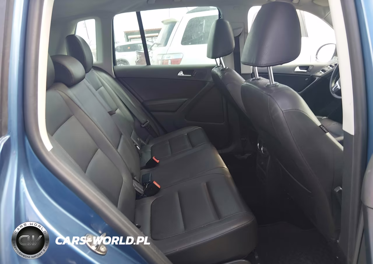 2017 Volkswagen Tiguan 2.0T Wolfsburg Edition VIN:WVGRV7AX5HW506196 - 8