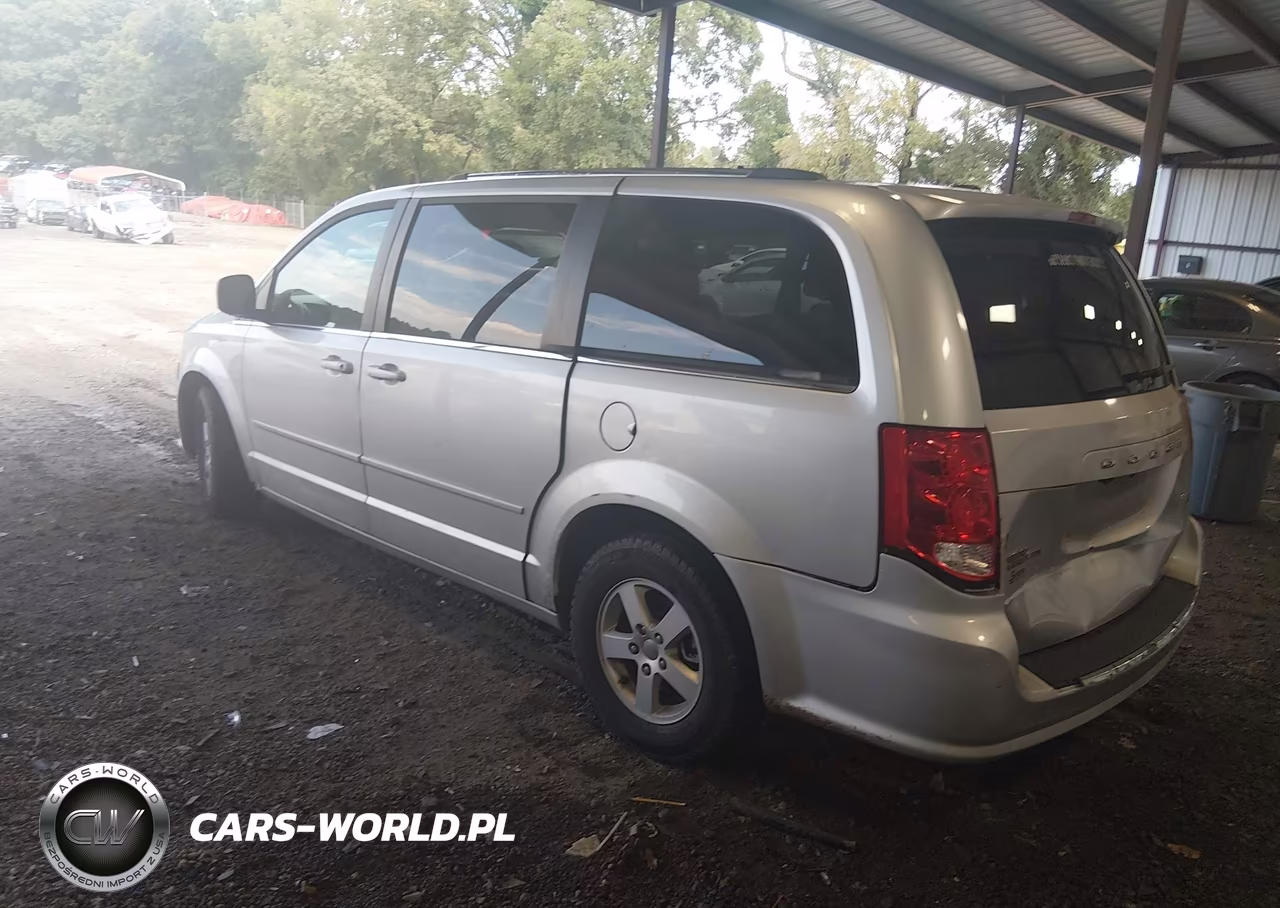 2011 Dodge Grand Caravan Crew VIN:2D4RN5DG6BR790817 - 3