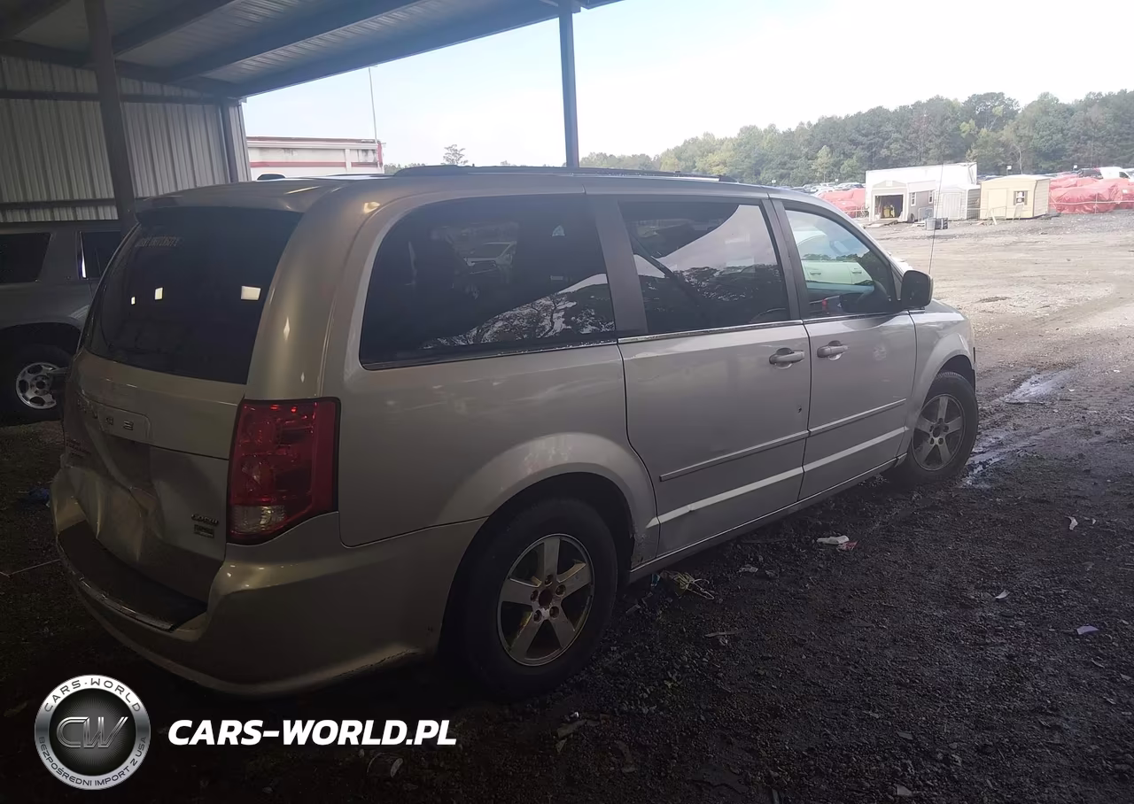 2011 Dodge Grand Caravan Crew VIN:2D4RN5DG6BR790817 - 4