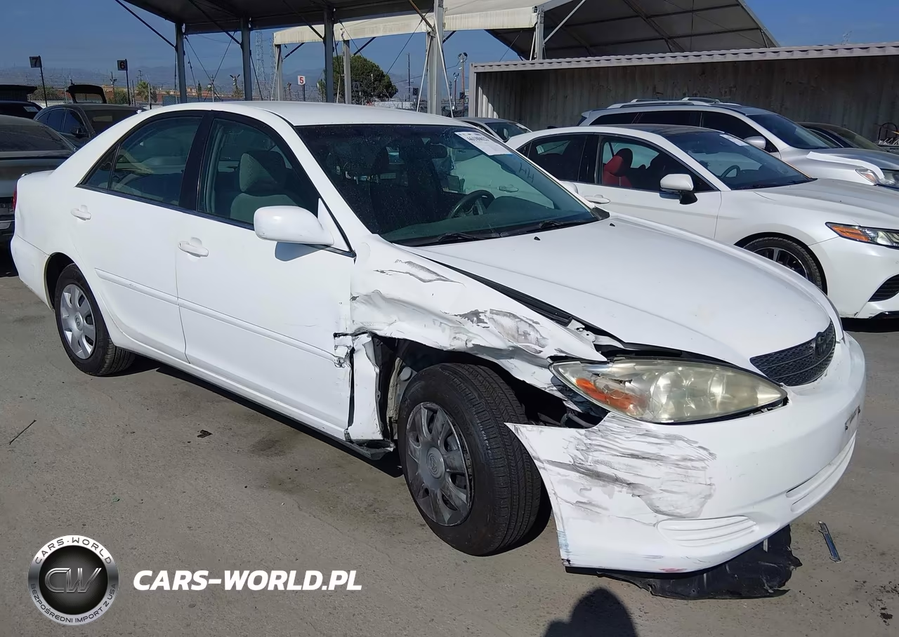 2004 Toyota Camry Le