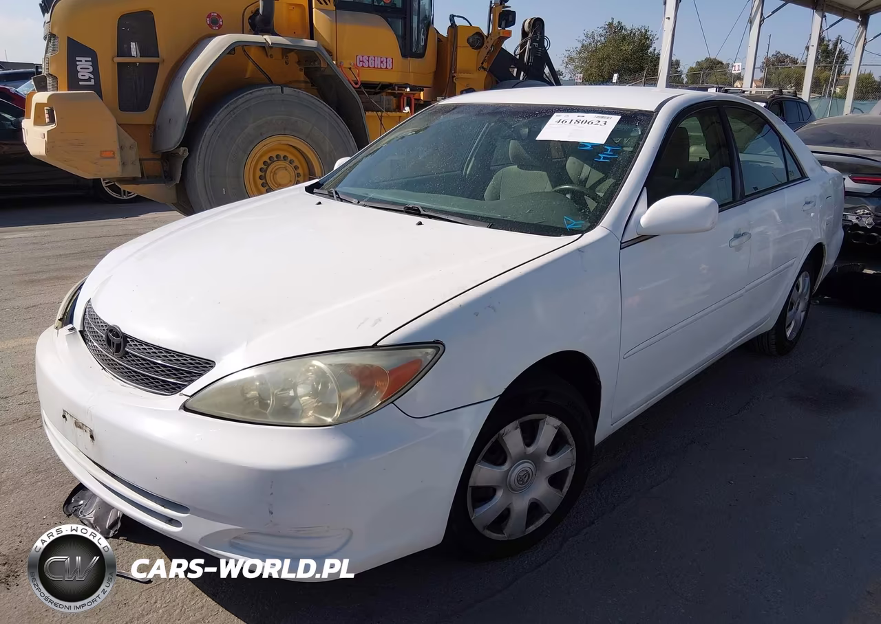 2004 Toyota Camry Le VIN:4T1BE32K14U275235 - 2