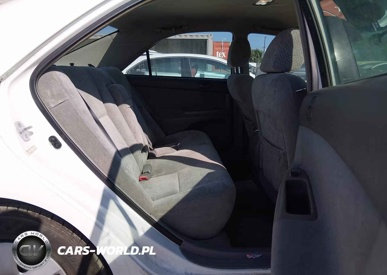 2004 Toyota Camry Le VIN:4T1BE32K14U275235 - 8