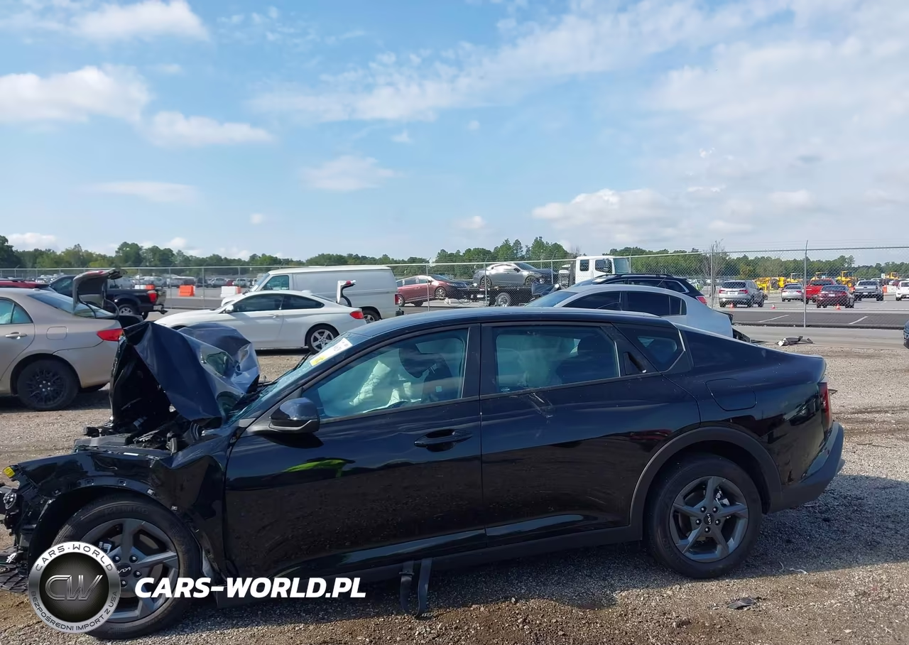 2026 Kia K4 Lxs VIN:3KPFT4DE2TE347291 - 15