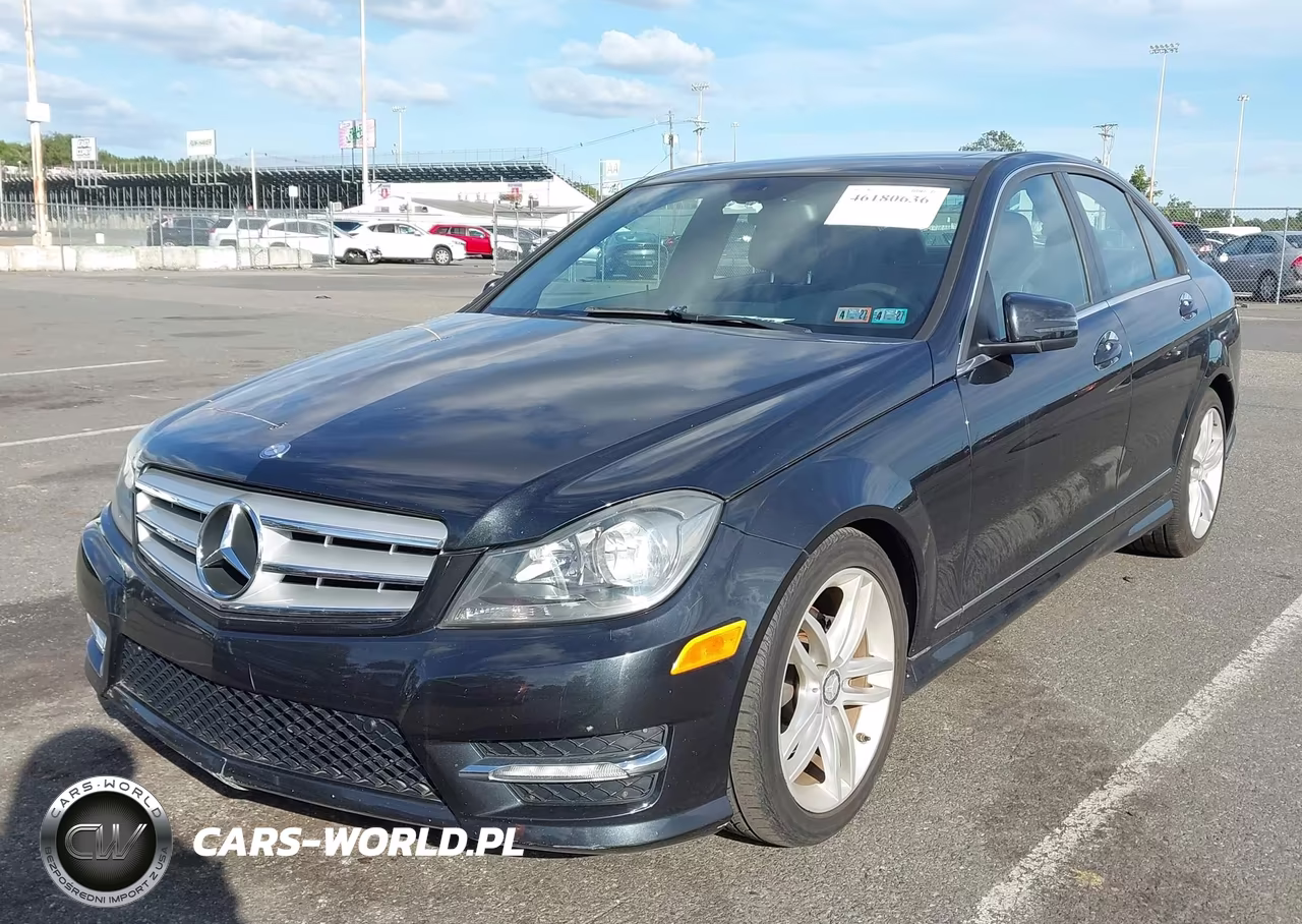 2012 Mercedes-Benz C 300 Sport 4Matic VIN:WDDGF8BBXCA627545 - 2