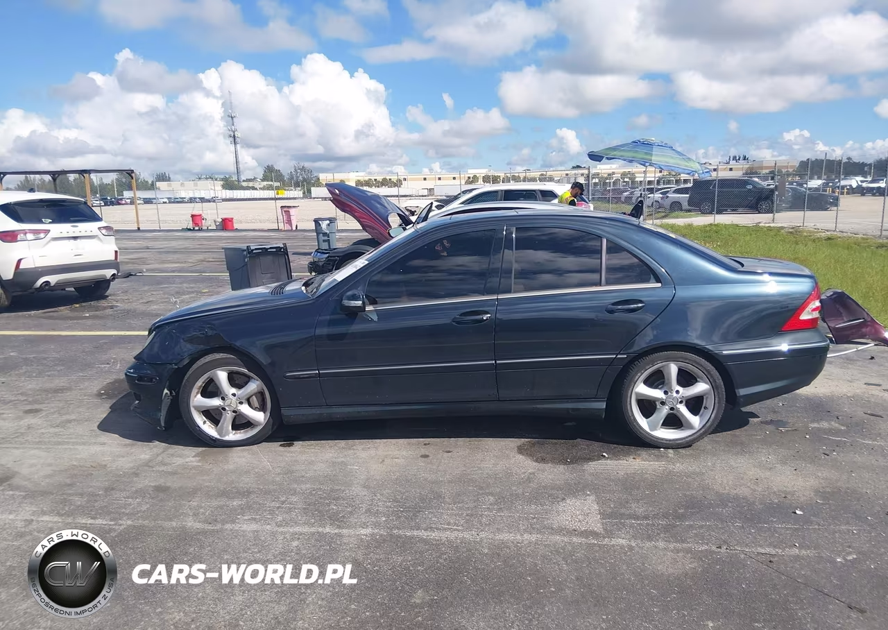 2005 Mercedes-Benz C 230 Kompressor Sport VIN:WDBRF40J95A728843 - 14