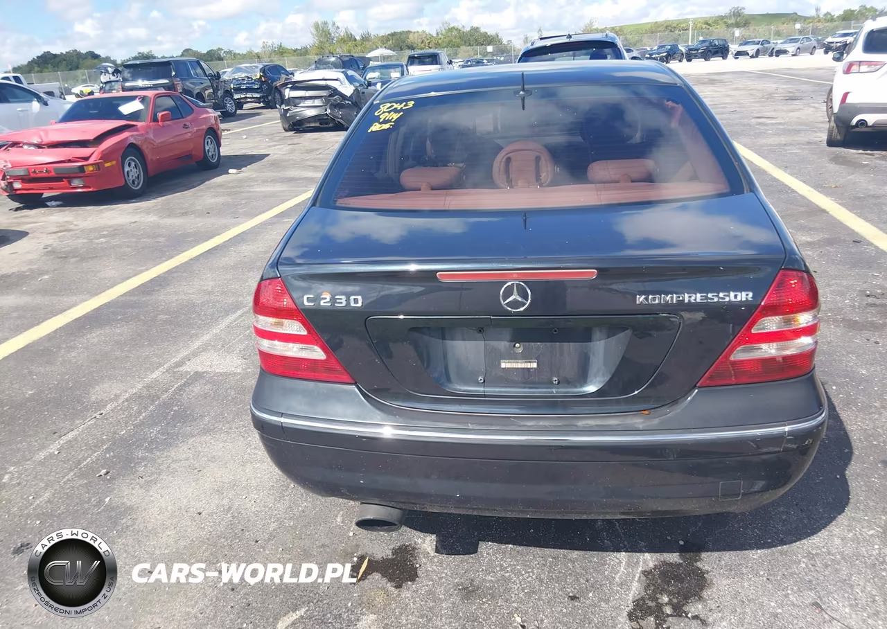 2005 Mercedes-Benz C 230 Kompressor Sport VIN:WDBRF40J95A728843 - 16