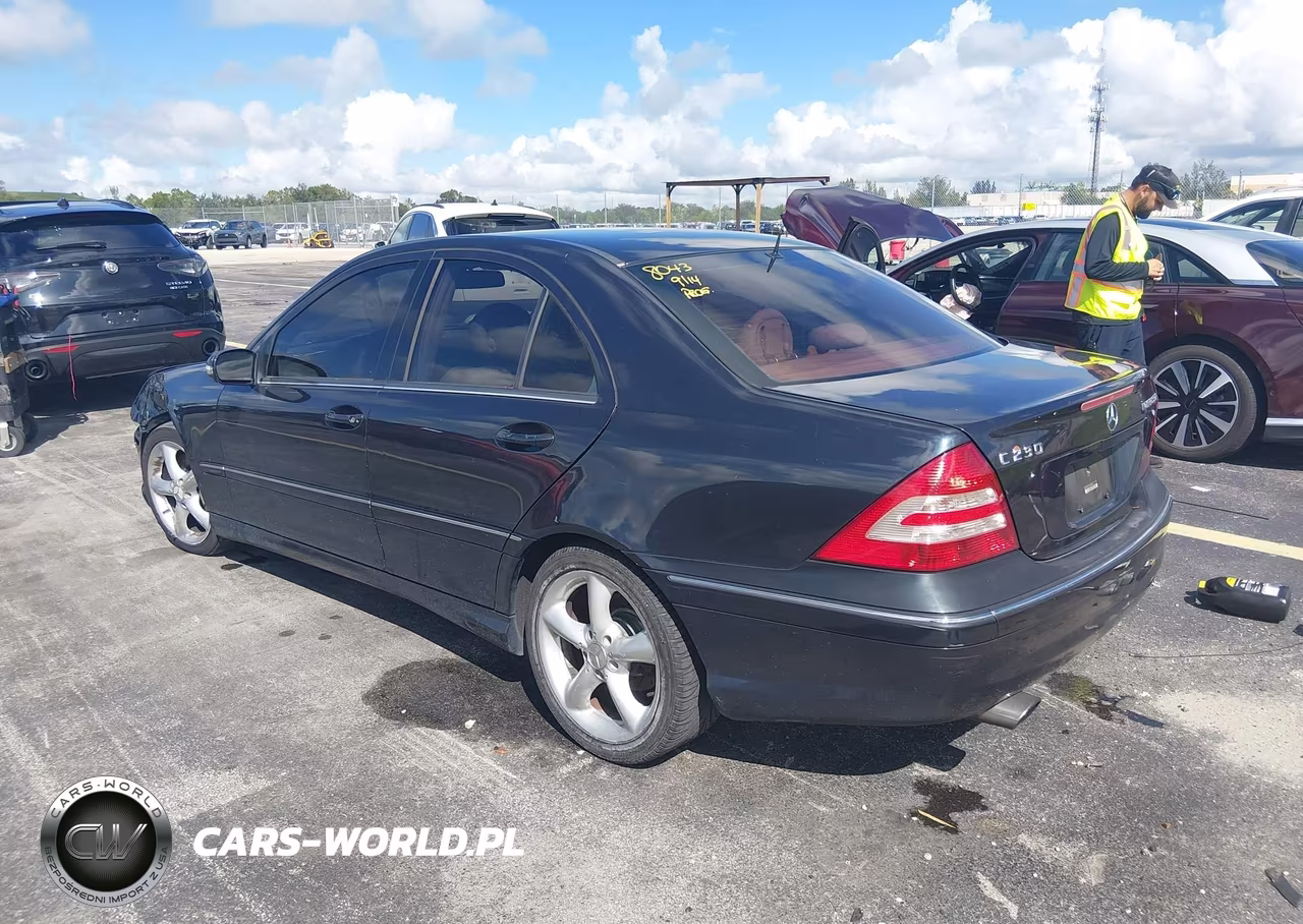 2005 Mercedes-Benz C 230 Kompressor Sport VIN:WDBRF40J95A728843 - 3