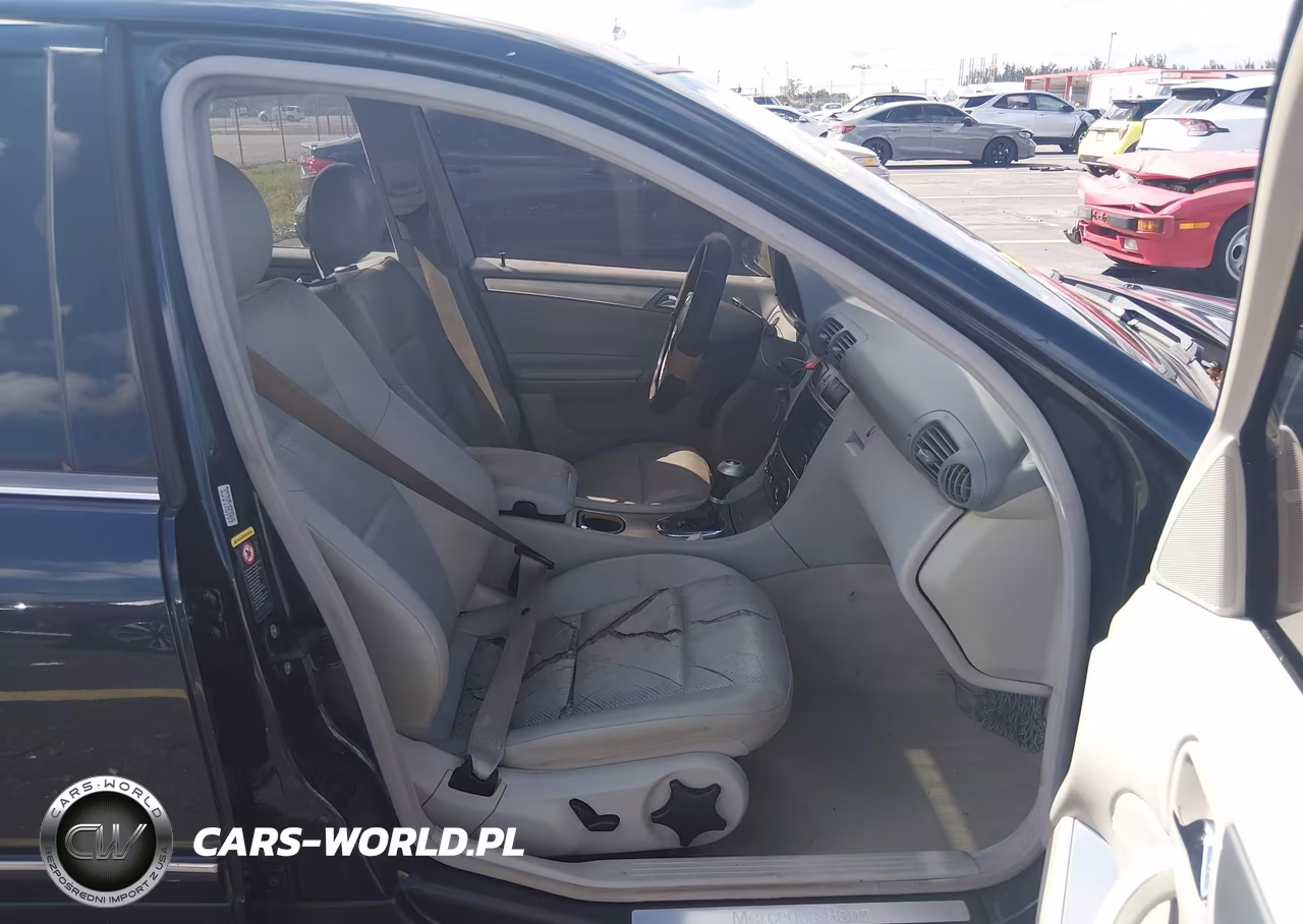 2005 Mercedes-Benz C 230 Kompressor Sport VIN:WDBRF40J95A728843 - 5