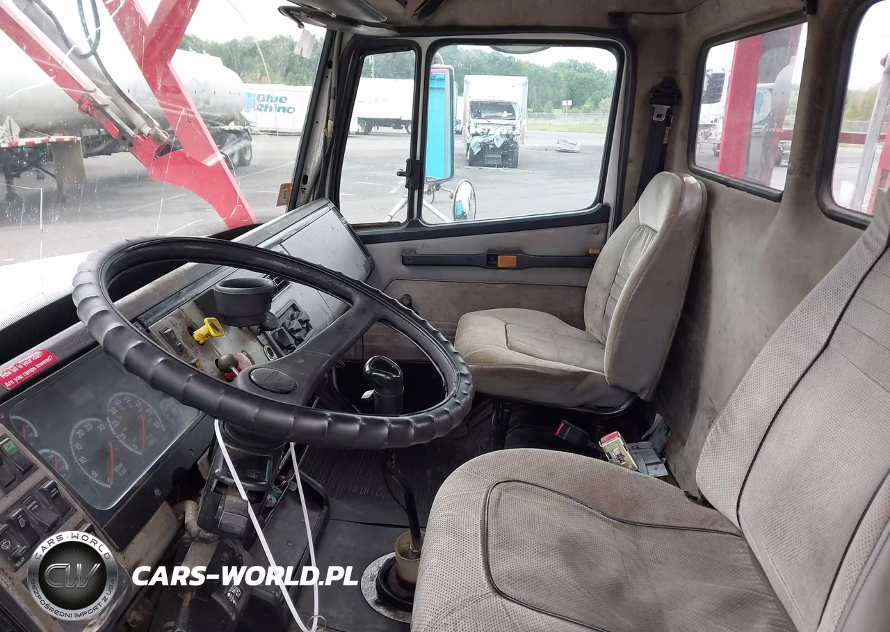 2001 Freightliner Medium Conventional Fl112 VIN:1FVHBGAS21HH20349 - 7
