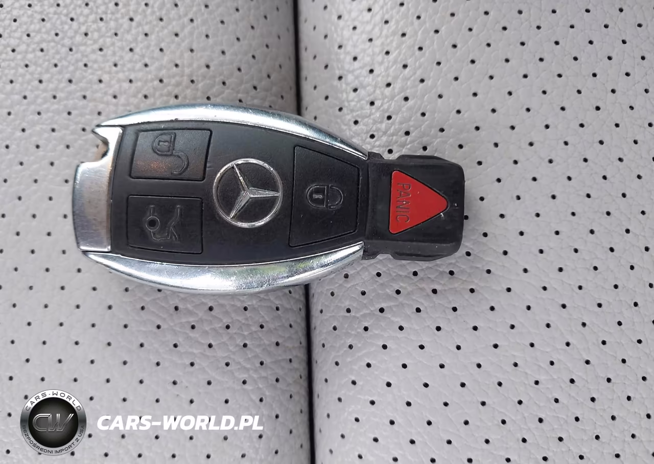 2015 Mercedes-Benz C 300 4Matic VIN:55SWF4KB5FU029808 - 11