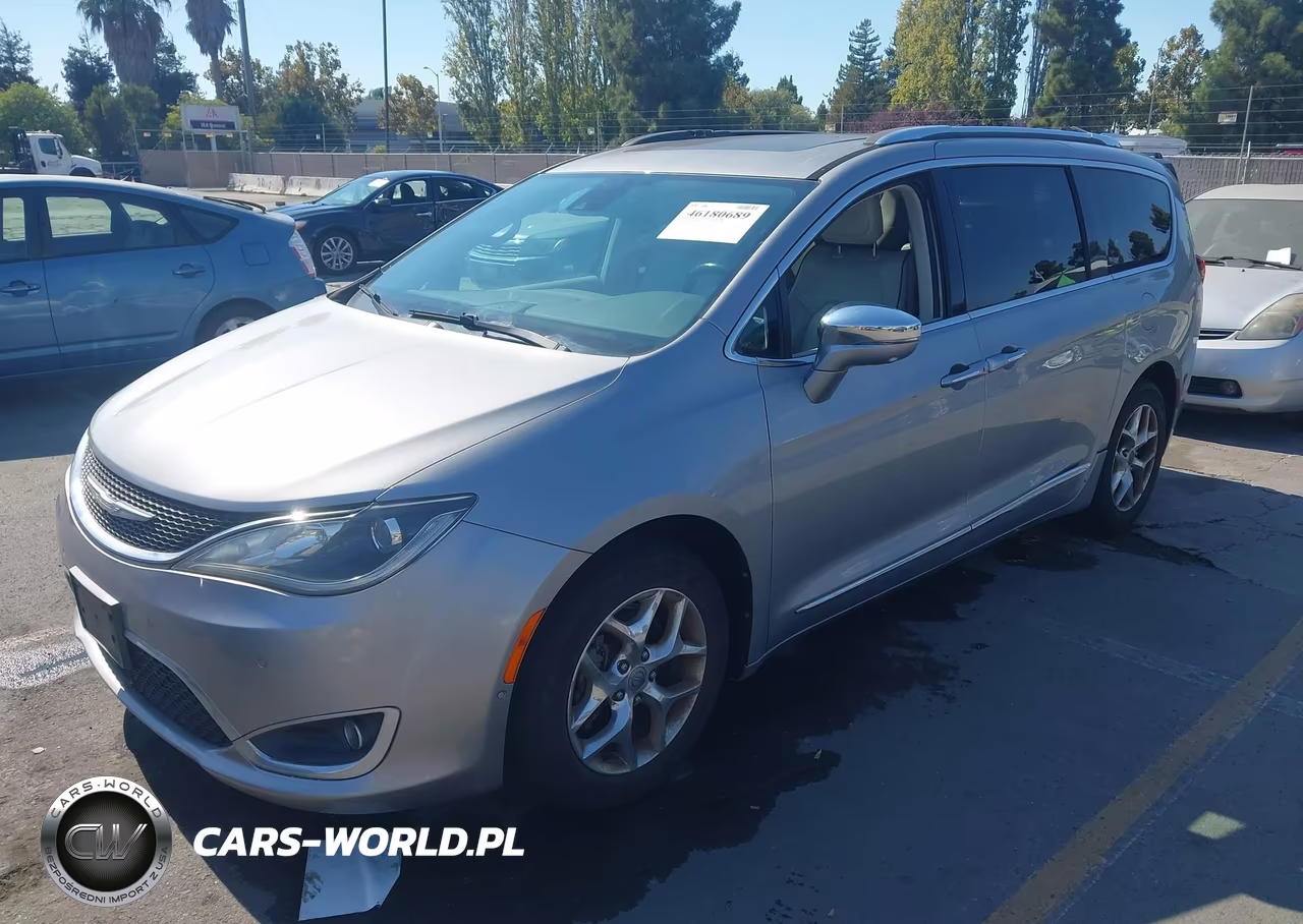 2017 Chrysler Pacifica Limited VIN:2C4RC1GG9HR579028 - 2