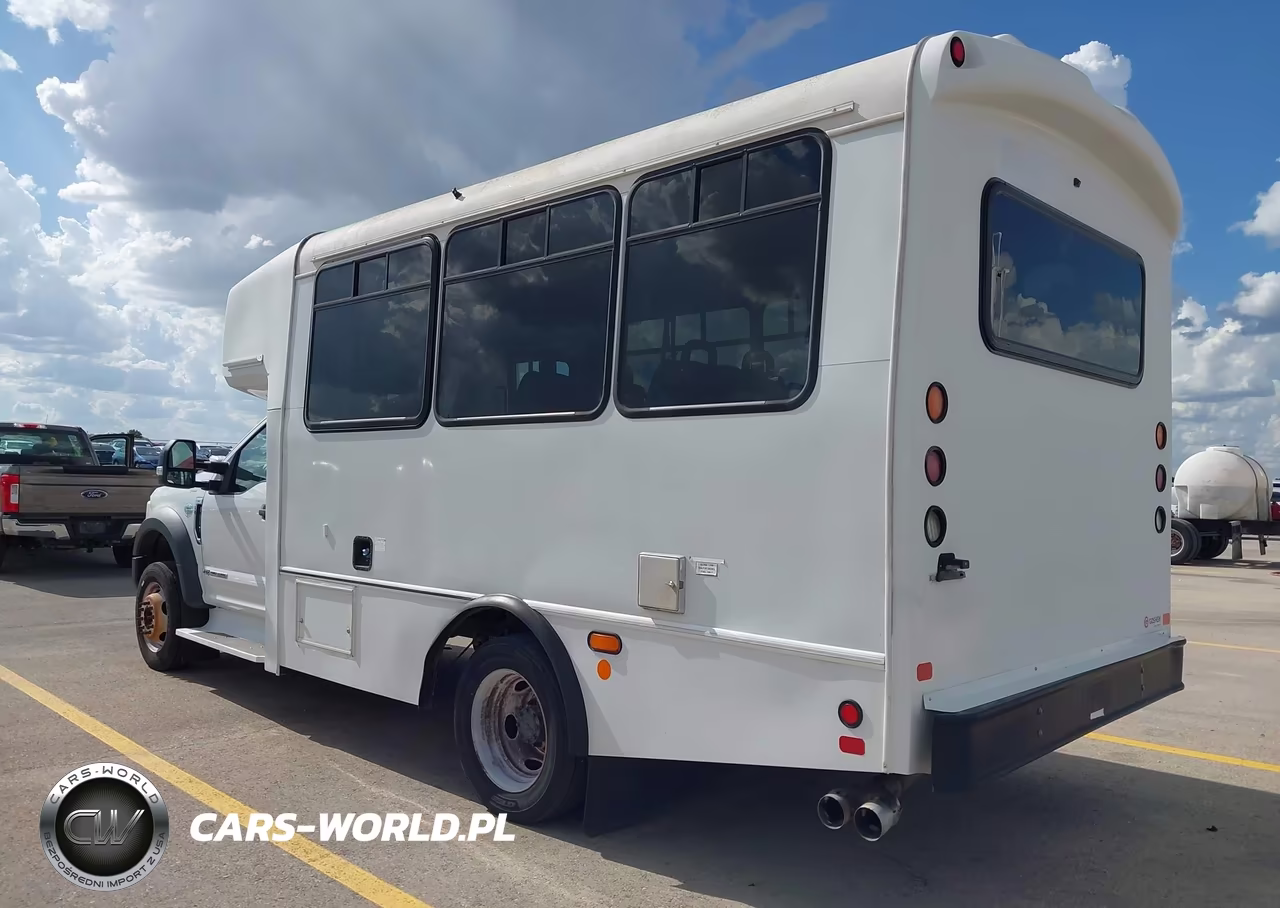 2017 Ford F-450 Chassis Xl VIN:1FDAF4GT1HEF23046 - 3