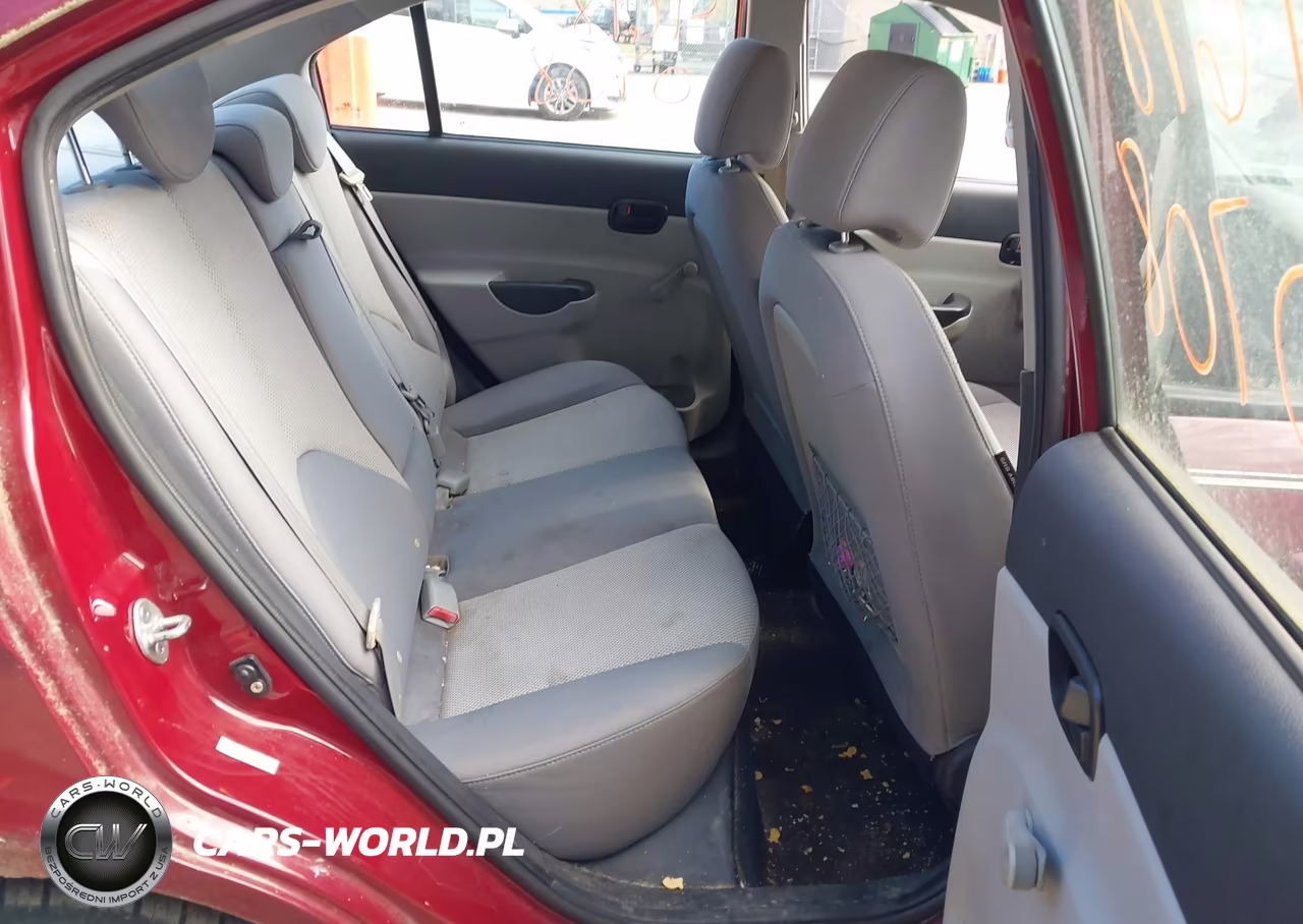 2010 Hyundai Accent Gls VIN:KMHCN4AC3AU484394 - 8