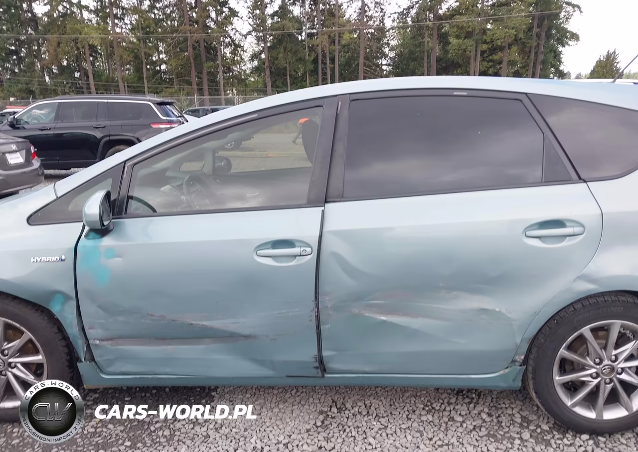 2017 Toyota Prius V Five VIN:JTDZN3EU5HJ065230 - 14