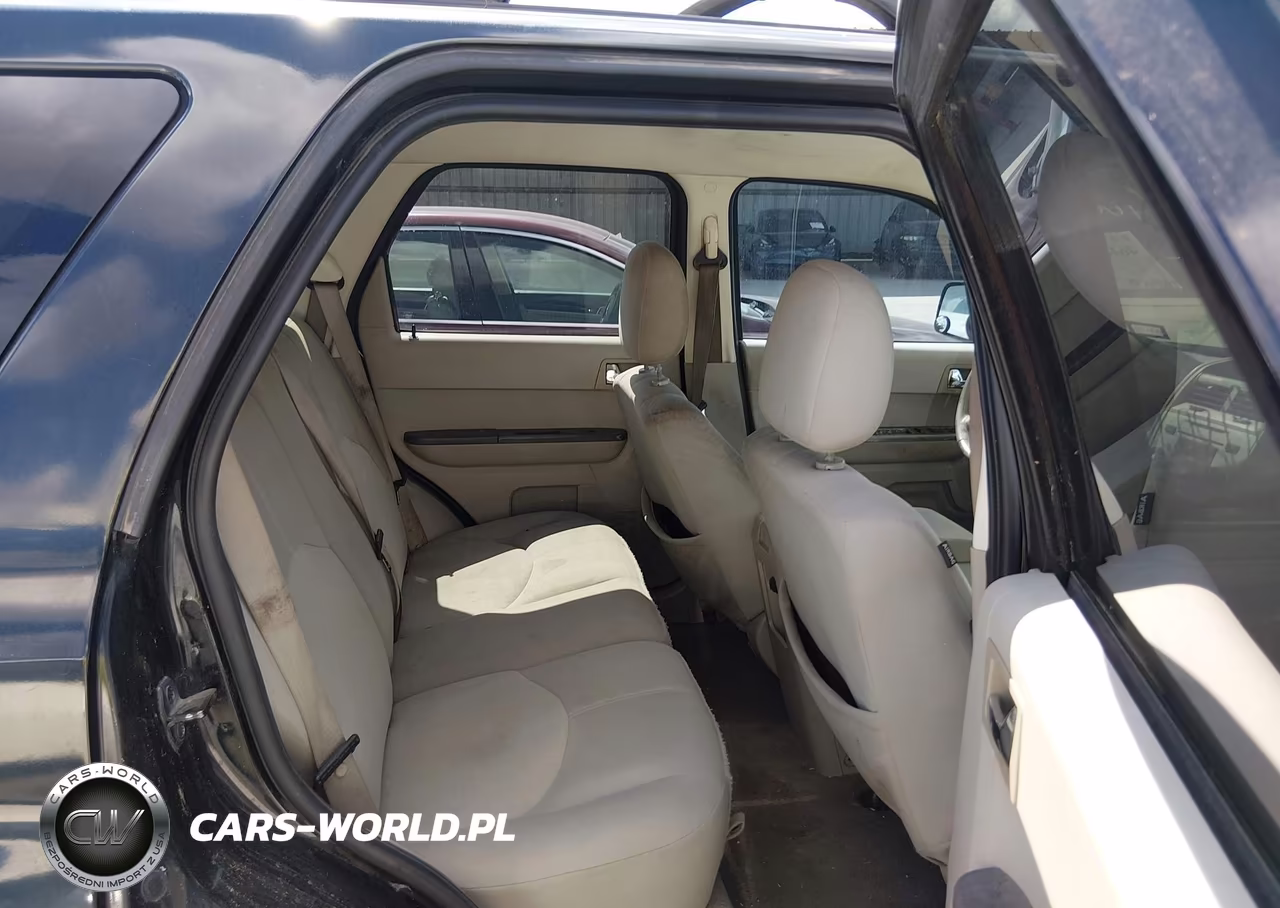 2008 Mercury Mariner V6 VIN:4M2CU91118KJ40114 - 8