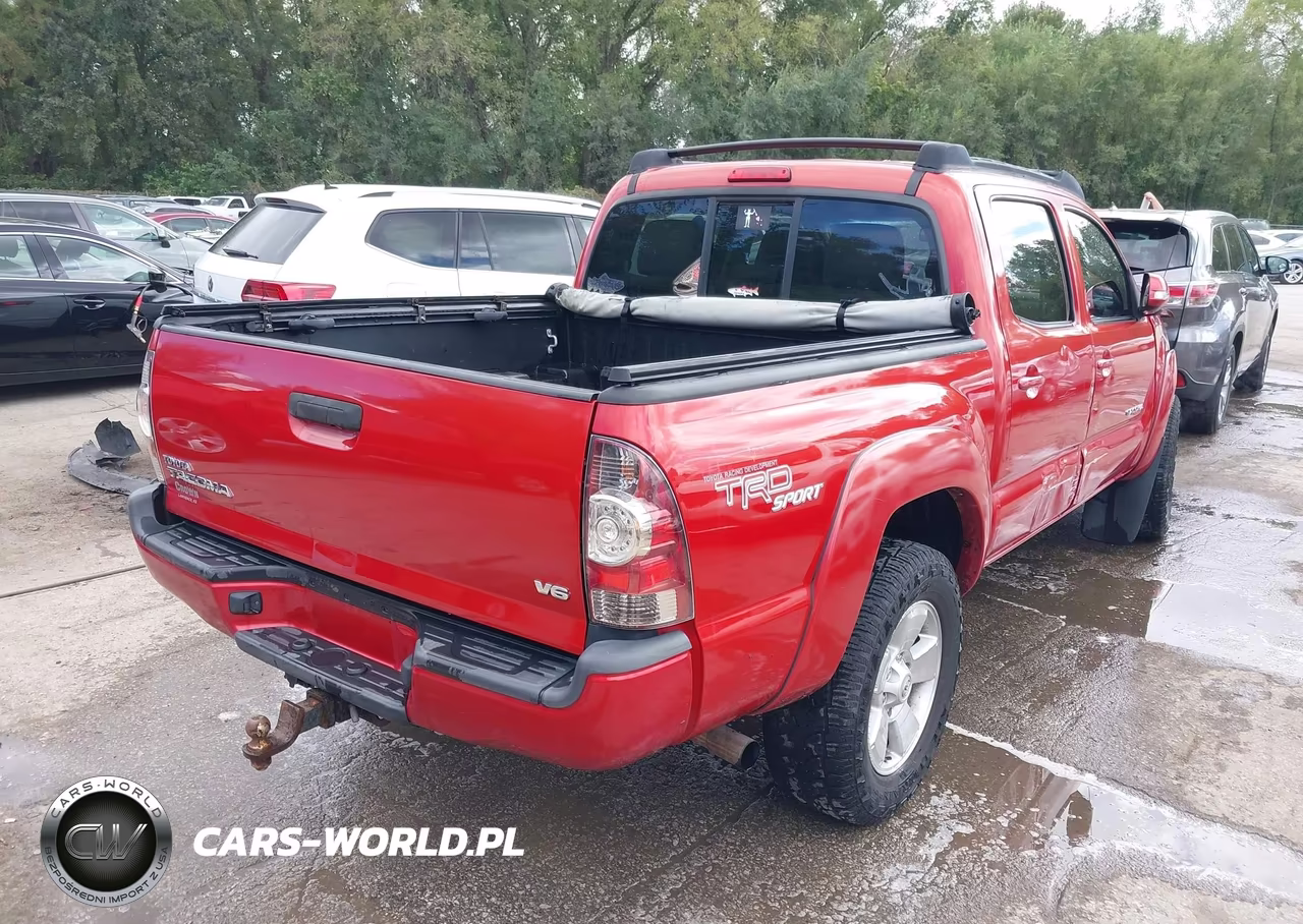 2013 Toyota Tacoma Base V6 VIN:3TMLU4EN6DM118070 - 4
