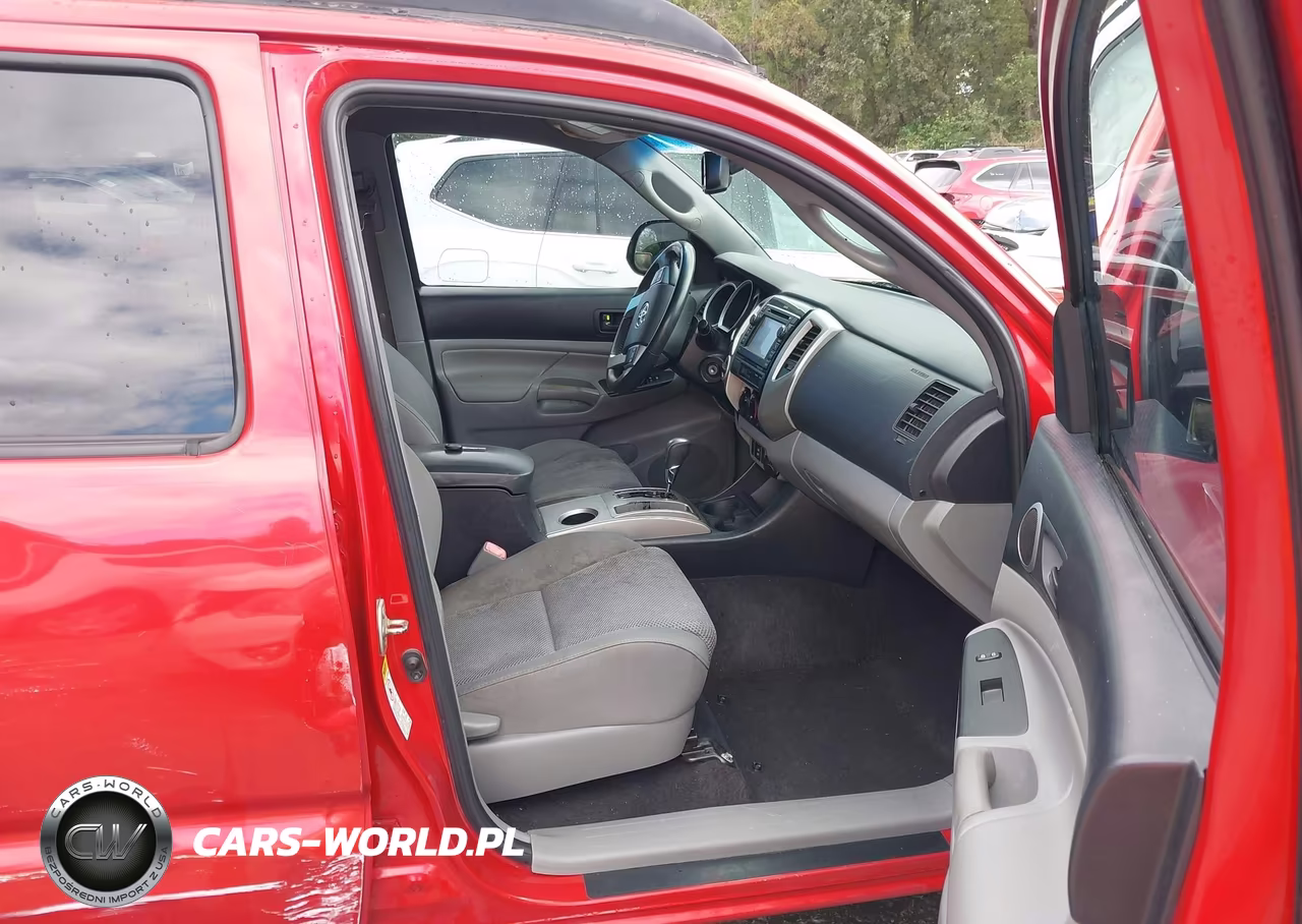 2013 Toyota Tacoma Base V6 VIN:3TMLU4EN6DM118070 - 5
