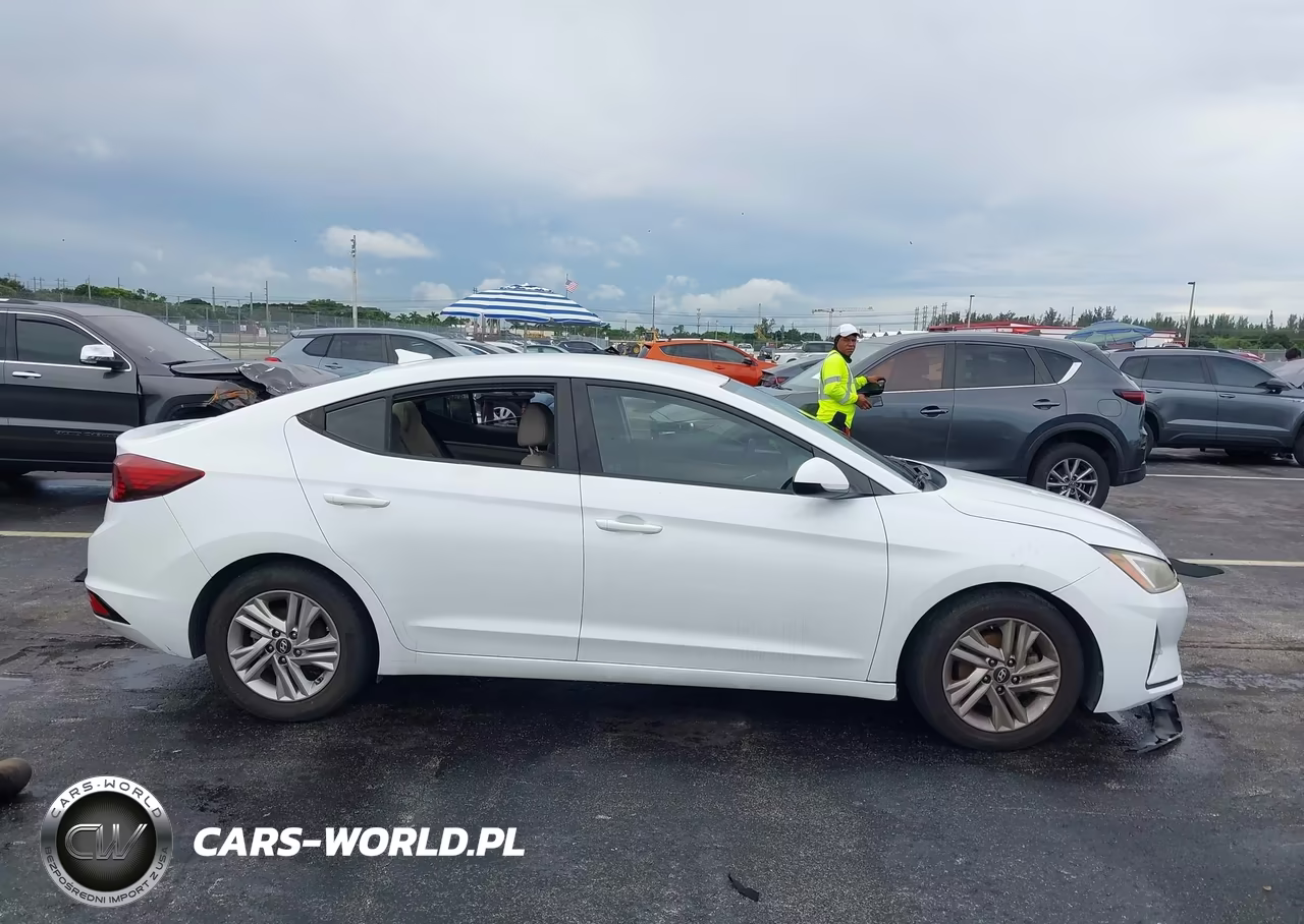 2019 Hyundai Elantra Sel VIN:5NPD84LF5KH436723 - 13