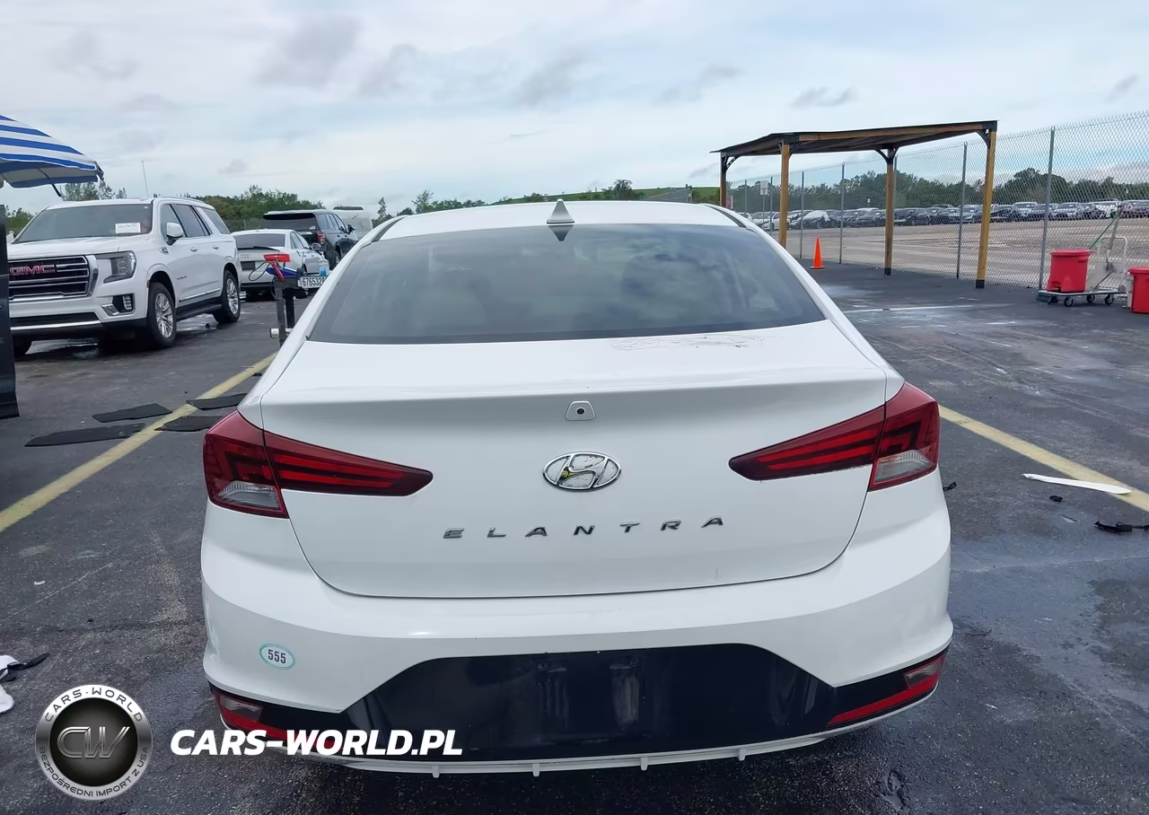 2019 Hyundai Elantra Sel VIN:5NPD84LF5KH436723 - 16