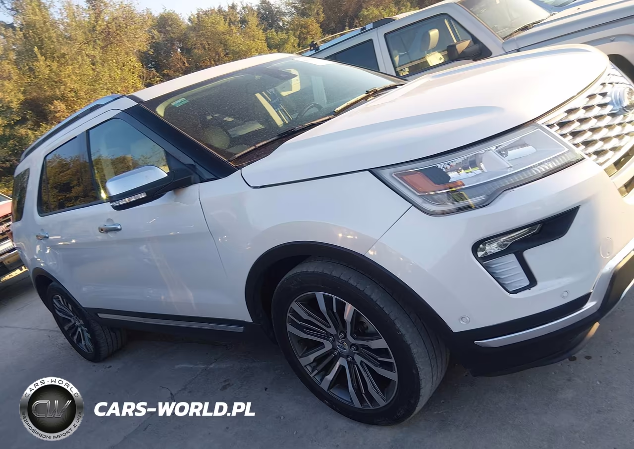 2018 Ford Explorer Platinum VIN:1FM5K8HT5JGB51658 - 13