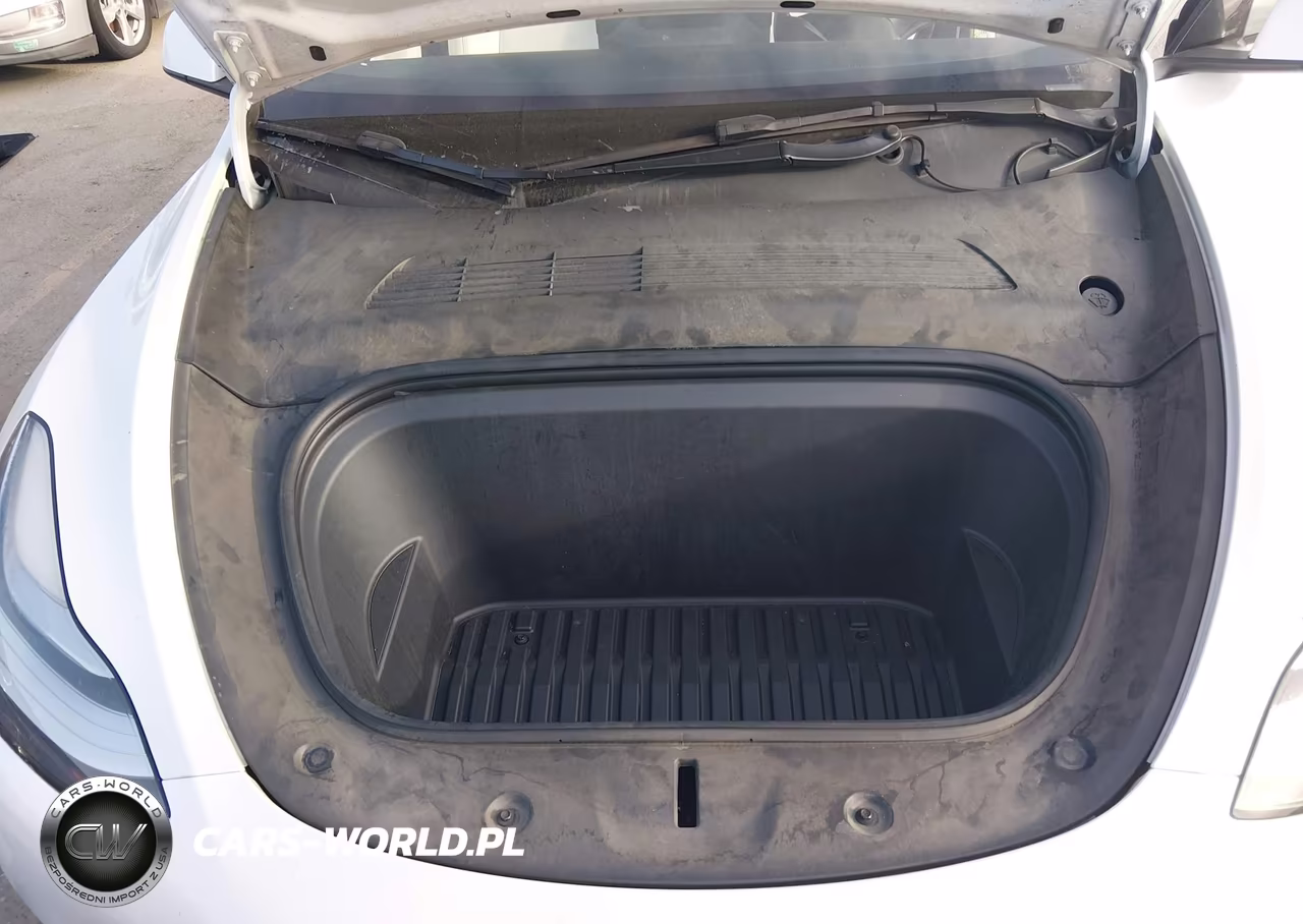 2021 Tesla Model Y Long Range Dual Motor All-Wheel Drive VIN:5YJYGDEE4MF141705 - 10