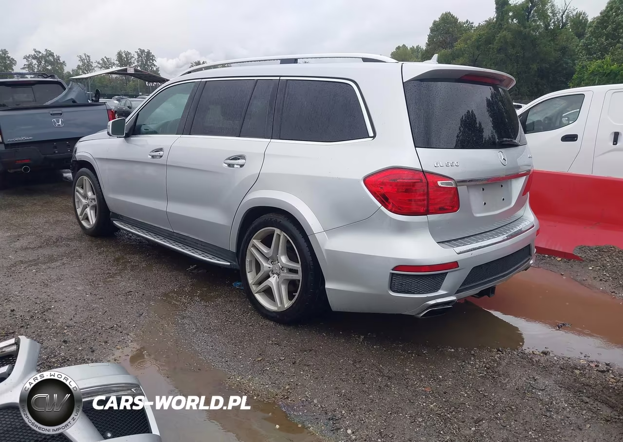 2016 Mercedes-Benz Gl Gl 550 VIN:4JGDF7DE4GA689989 - 3