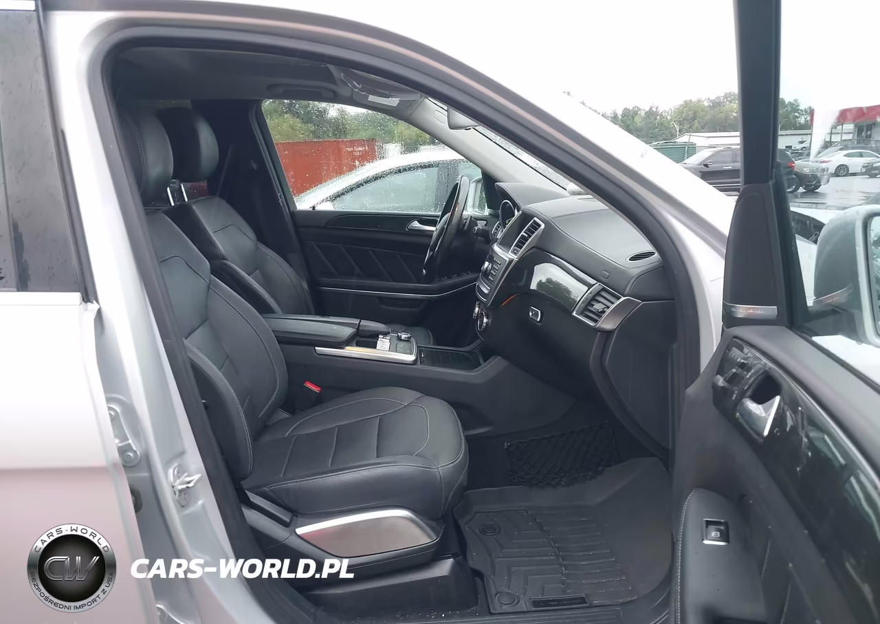 2016 Mercedes-Benz Gl Gl 550 VIN:4JGDF7DE4GA689989 - 5