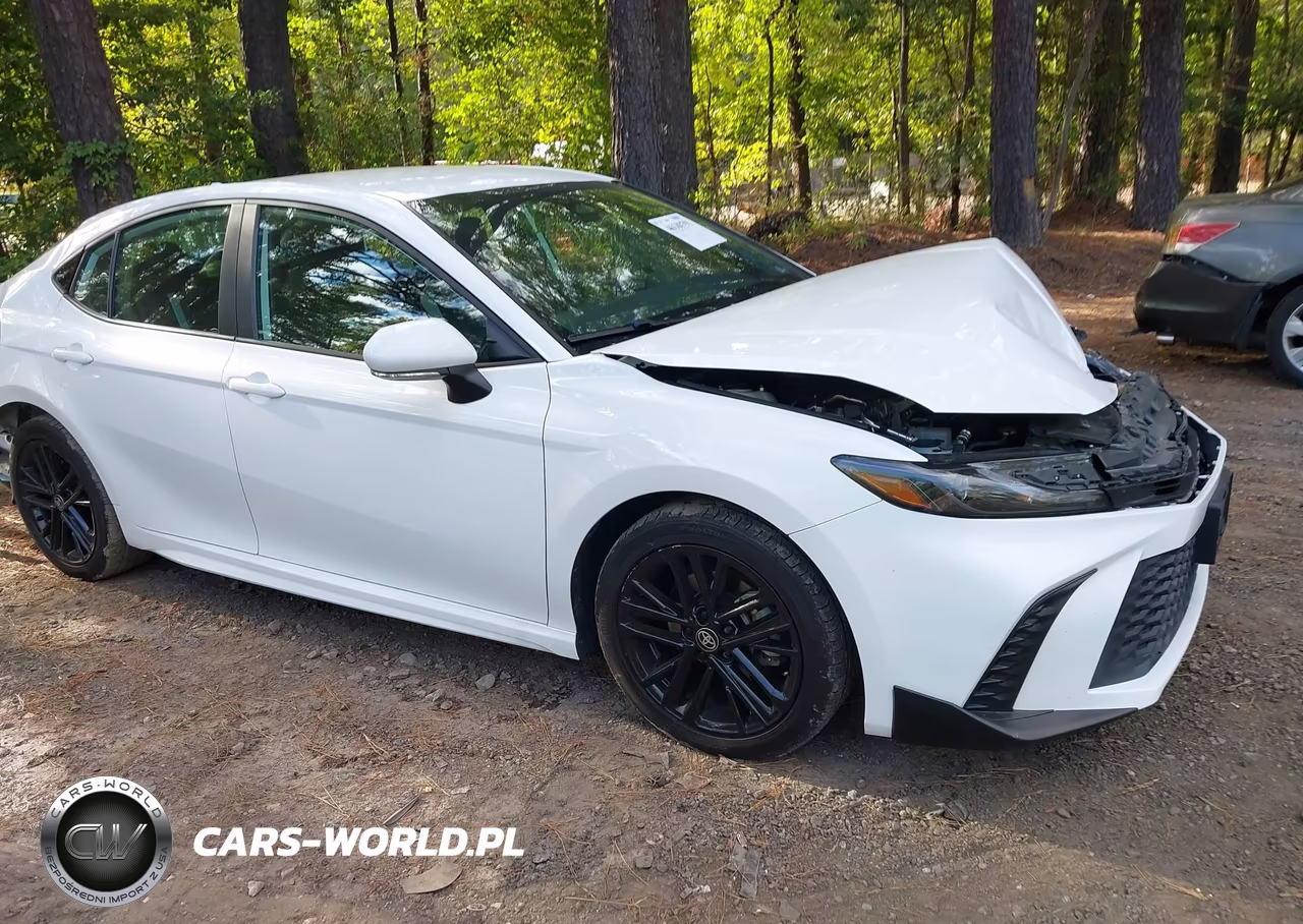 2025 Toyota Camry Se – zdjęcie 1 z 17