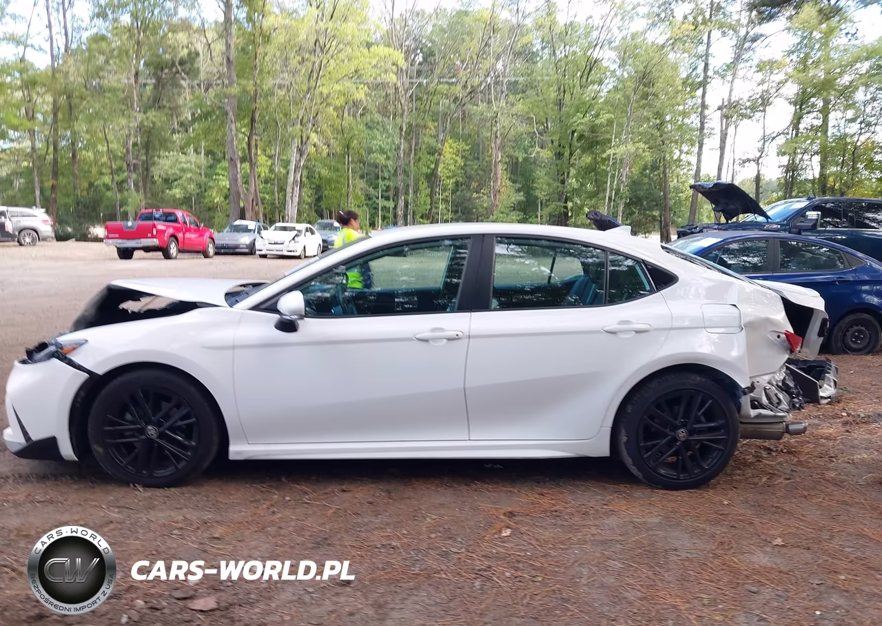 2025 Toyota Camry Se VIN:4T1DAACK1SU500242 - 15