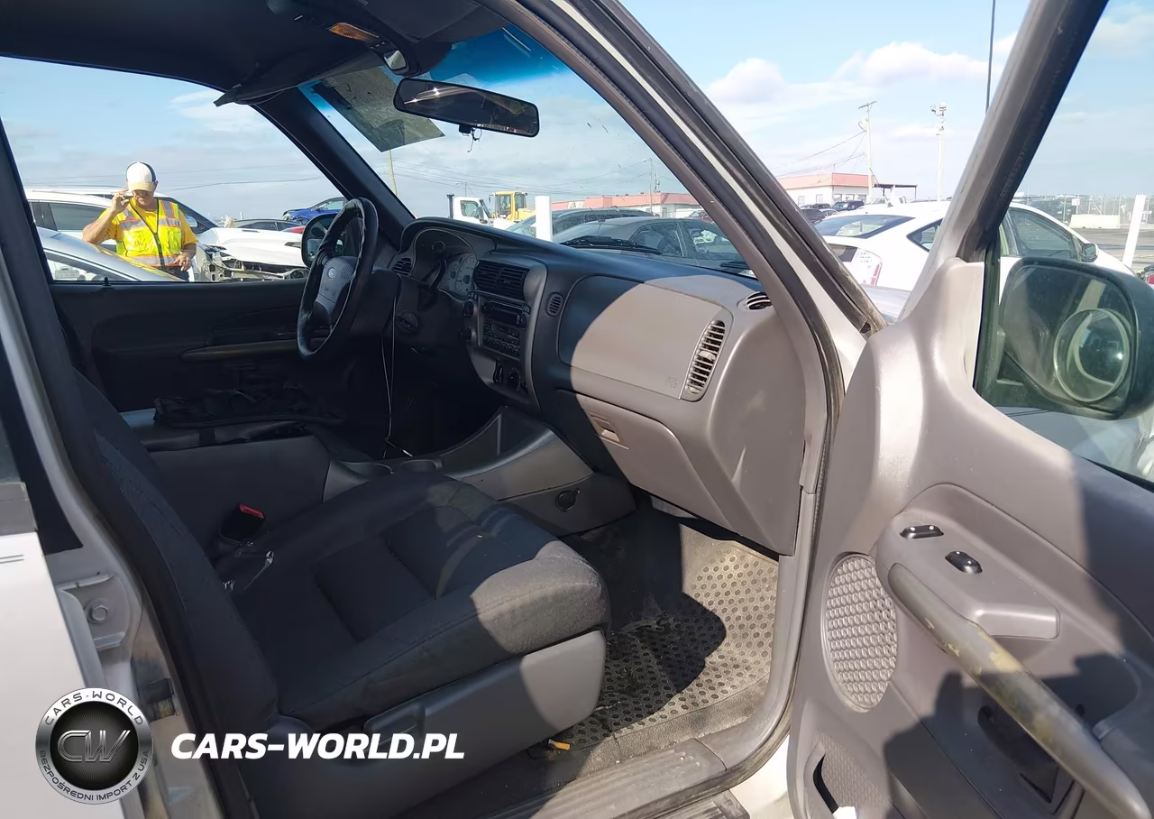2001 Ford Explorer Sport Trac VIN:1FMZU77EX1UB46725 - 5