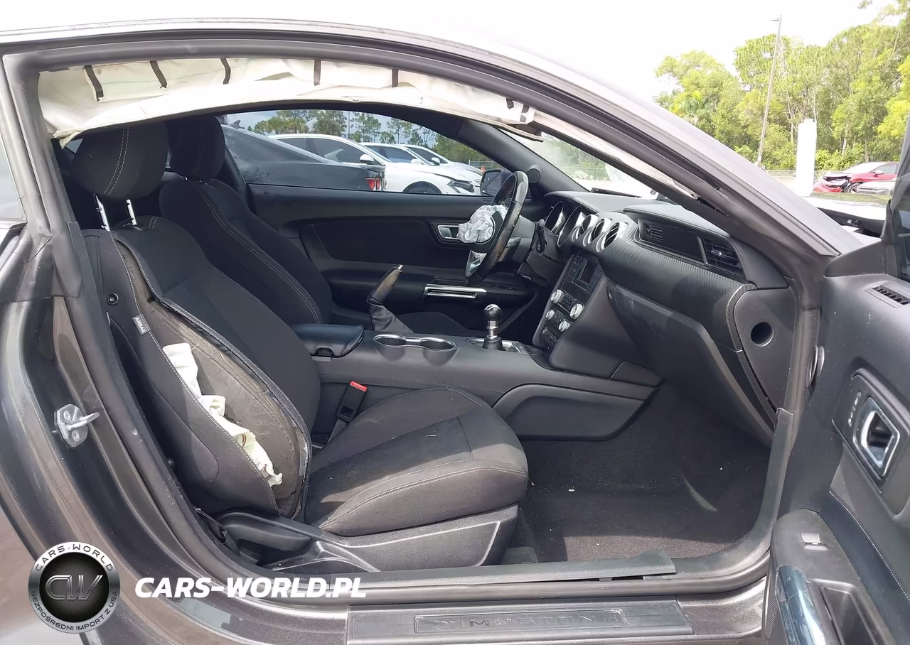 2020 Ford Mustang Ecoboost Fastback VIN:1FA6P8TH1L5168930 - 5