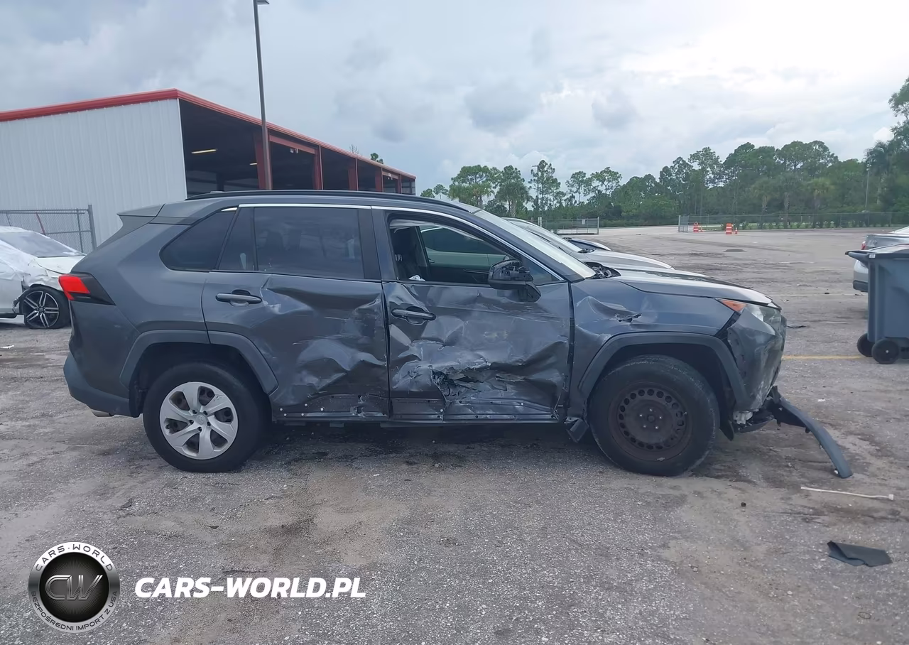 2020 Toyota Rav4 Le VIN:JTMH1RFV2LD045915 - 13