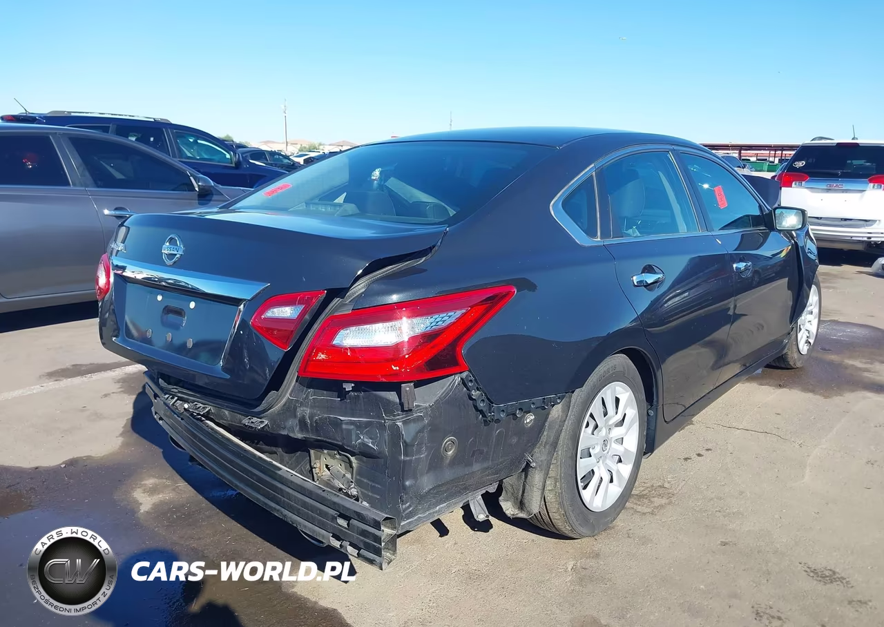 2017 Nissan Altima 2.5 S VIN:1N4AL3AP3HN365706 - 4