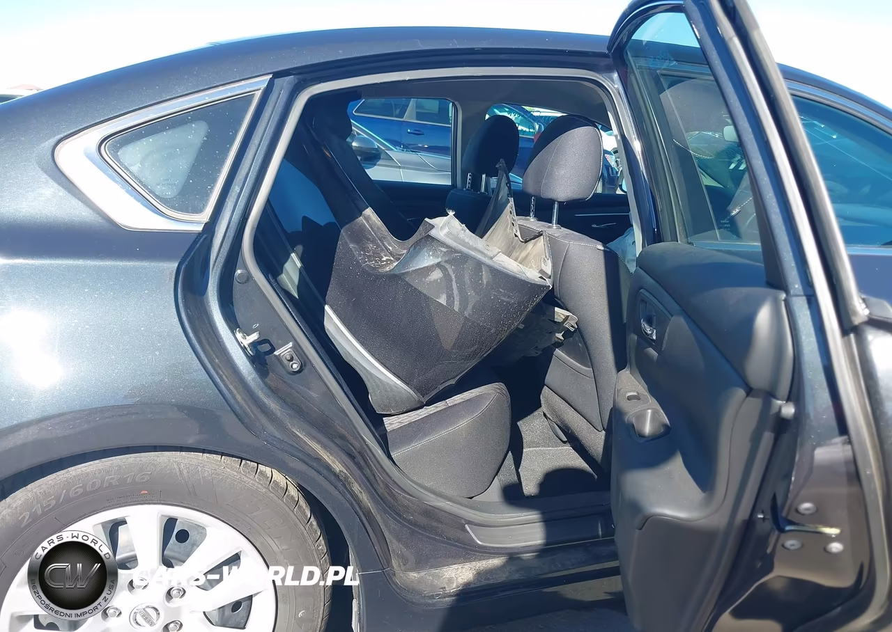 2017 Nissan Altima 2.5 S VIN:1N4AL3AP3HN365706 - 8