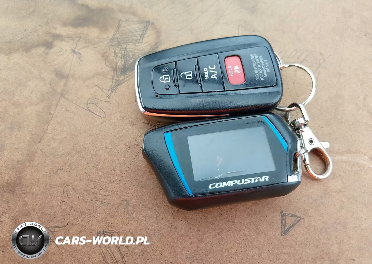 2020 Toyota Prius Prime Le VIN:JTDKARFP3L3157507 - 11