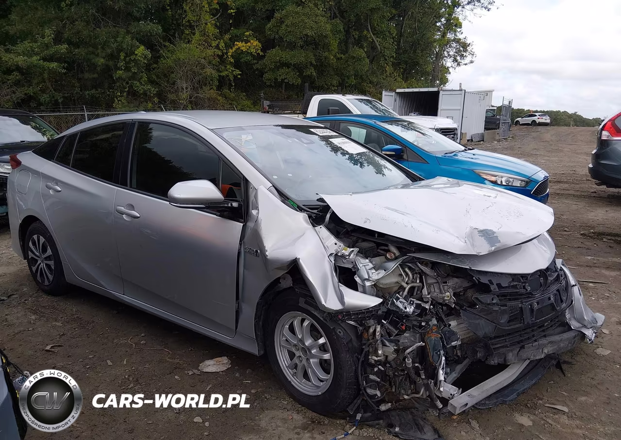 2020 Toyota Prius Prime Le VIN:JTDKARFP3L3157507 - 13