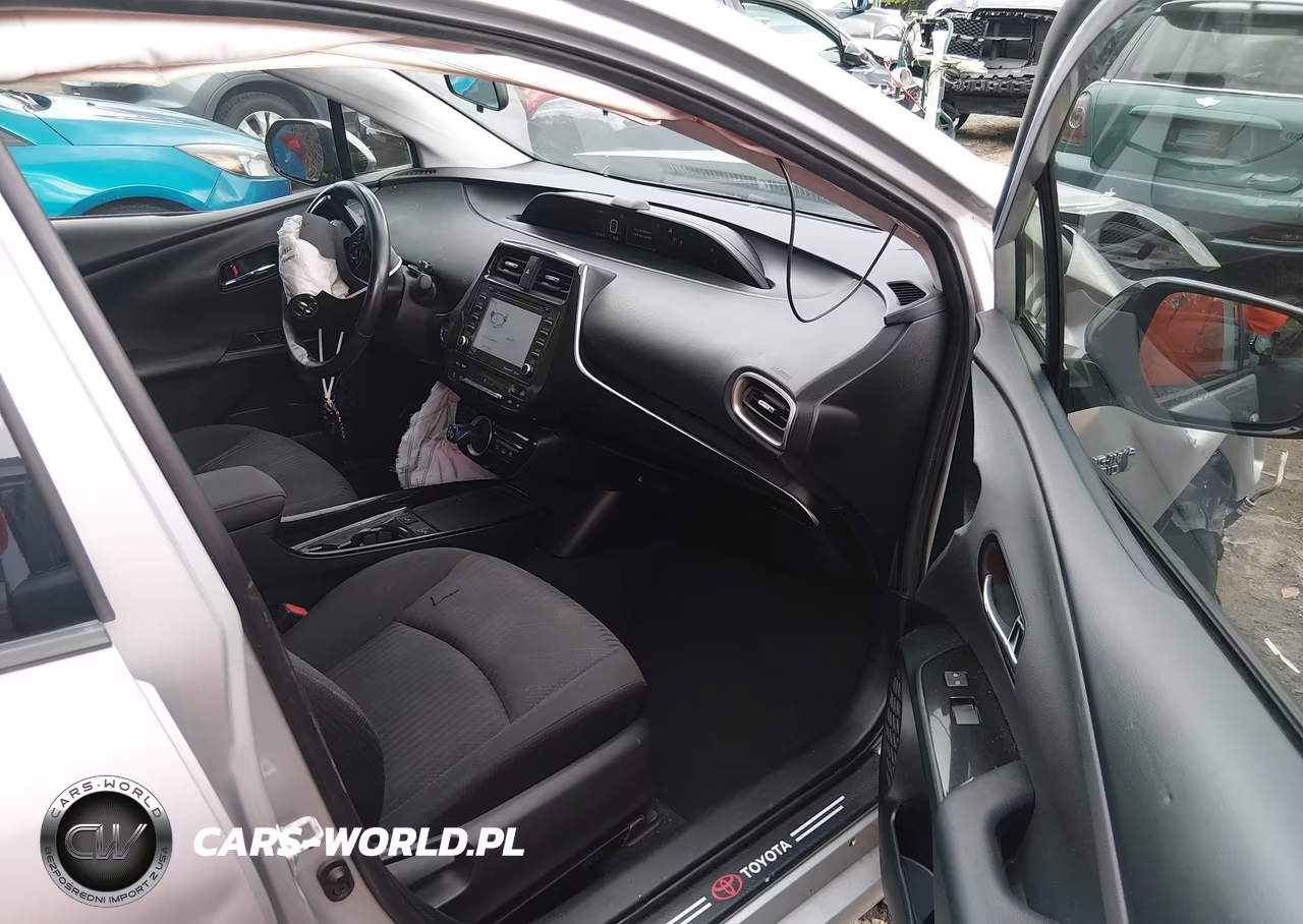 2020 Toyota Prius Prime Le VIN:JTDKARFP3L3157507 - 5