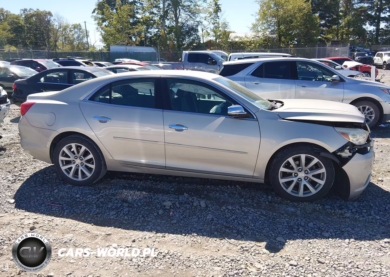 2015 Chevrolet Malibu 2Lt VIN:1G11D5SL6FF257661 - 13