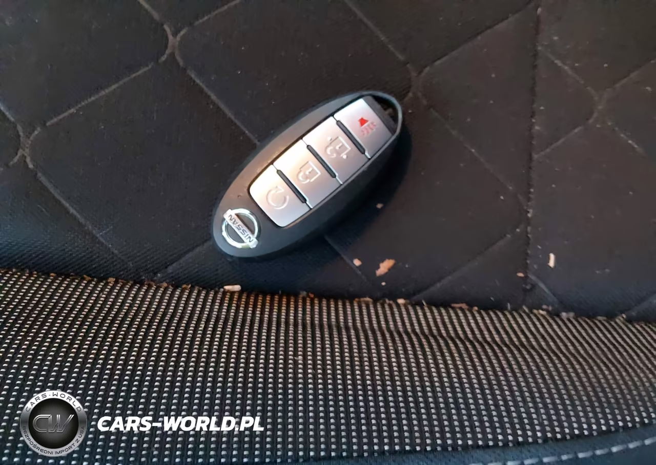 2018 Nissan Kicks Sv VIN:3N1CP5CU8JL516232 - 11