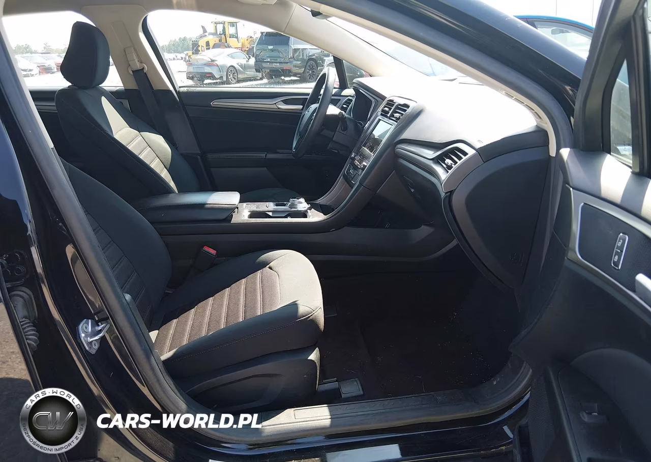 2020 Ford Fusion Hybrid Se VIN:3FA6P0LU9LR245118 - 5