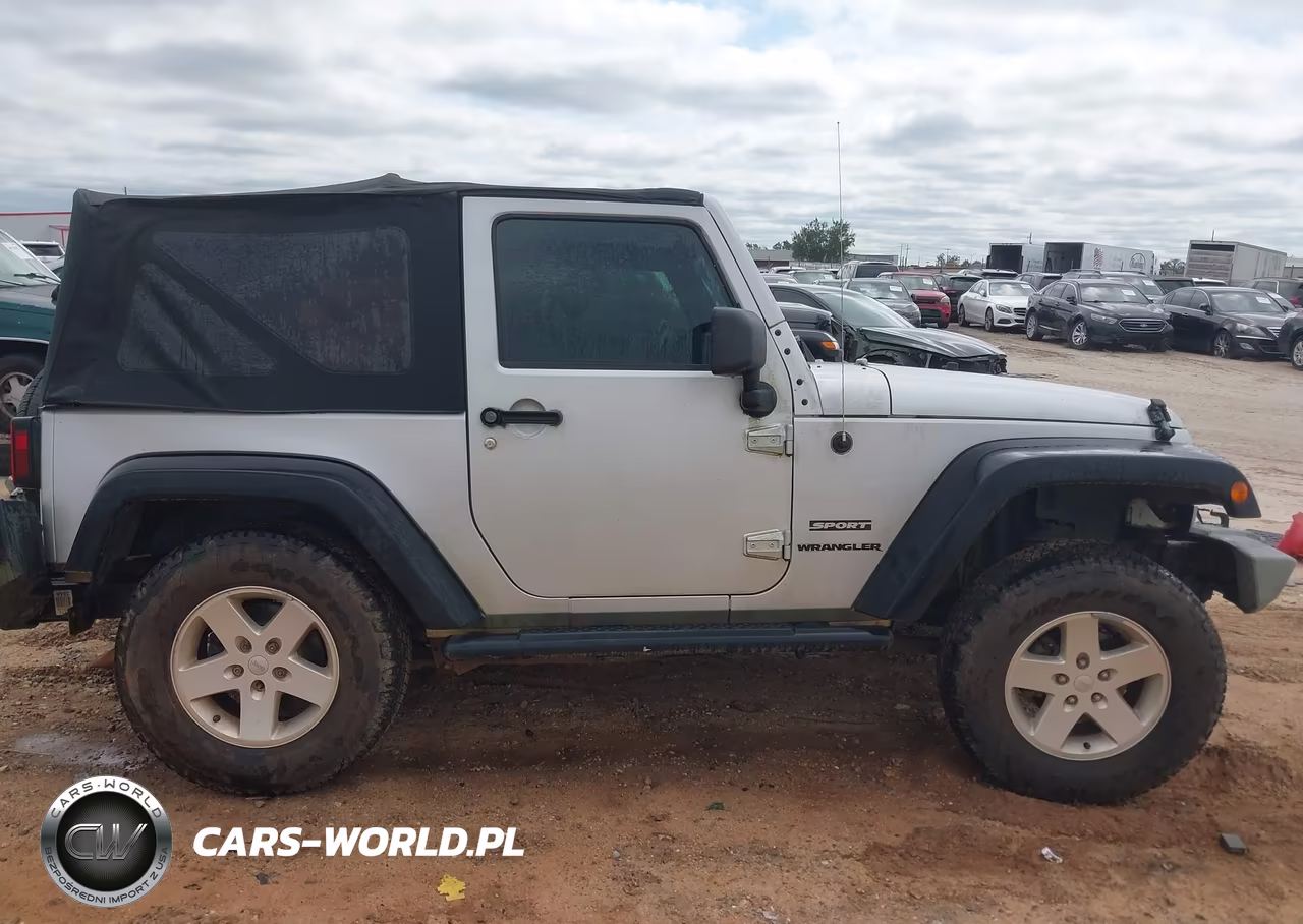 2010 Jeep Wrangler Sport VIN:1J4AA2D16AL146672 - 13