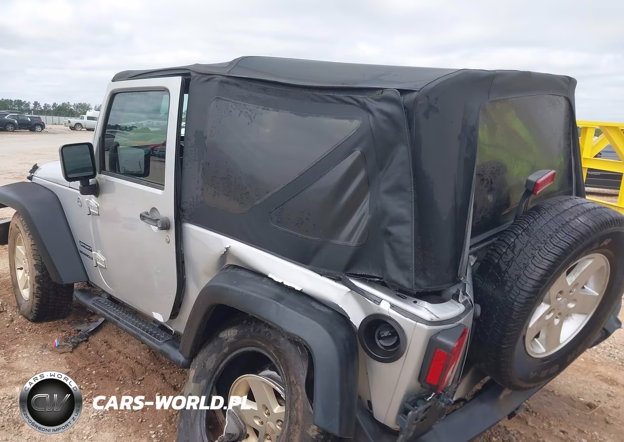 2010 Jeep Wrangler Sport VIN:1J4AA2D16AL146672 - 3