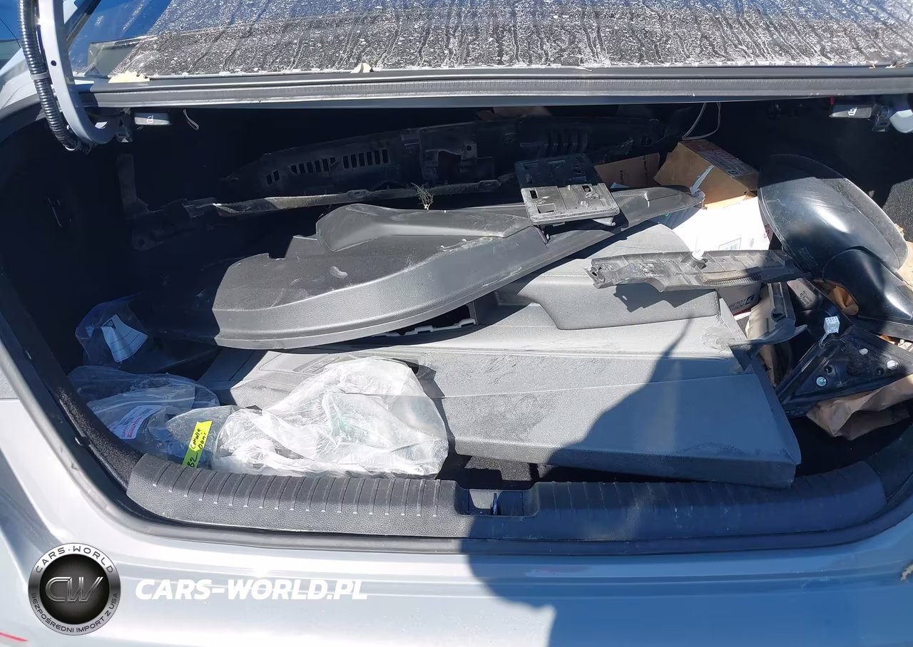 2023 Honda Accord Hybrid Sport-L VIN:1HGCY2F7XPA019165 - 19