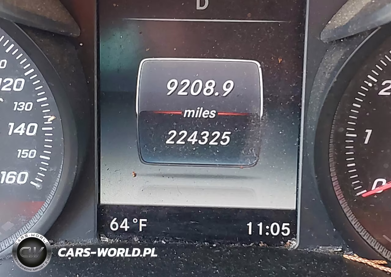 2015 Mercedes-Benz C 300 VIN:55SWF4JB2FU079230 - 16