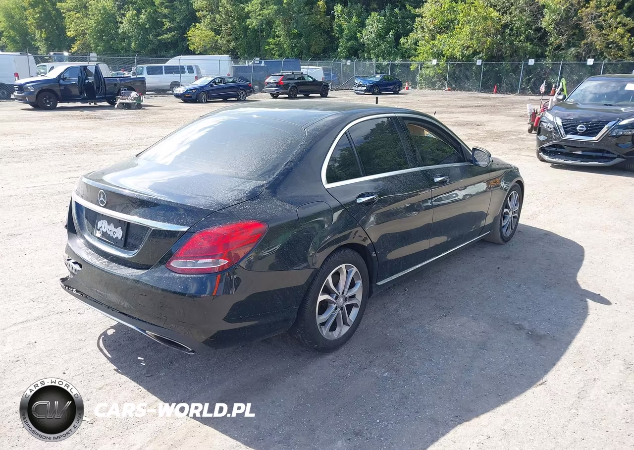2015 Mercedes-Benz C 300 VIN:55SWF4JB2FU079230 - 4