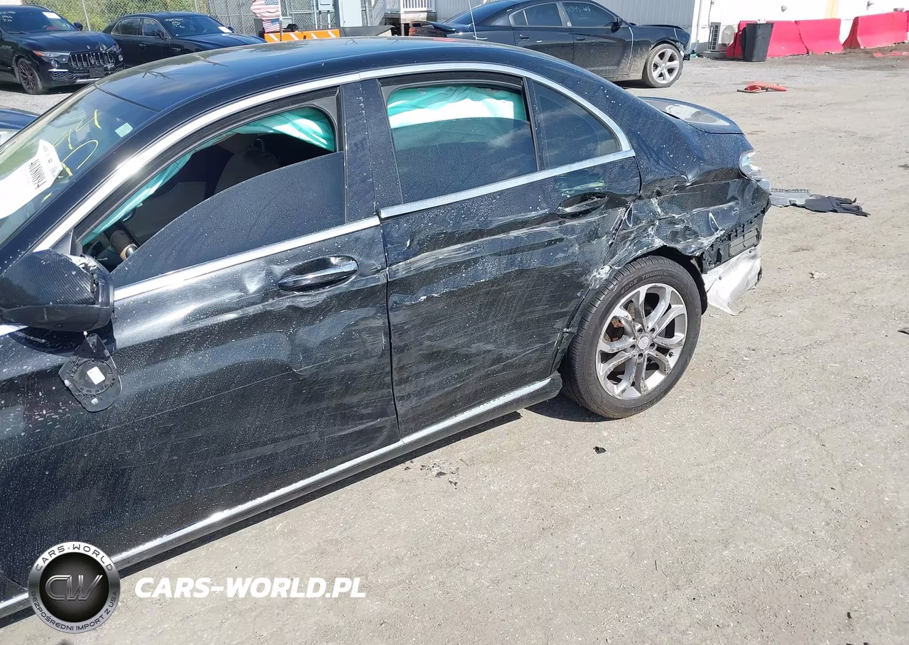 2015 Mercedes-Benz C 300 VIN:55SWF4JB2FU079230 - 6