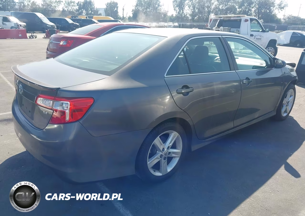 2014 Toyota Camry Se VIN:4T1BF1FK0EU467274 - 4