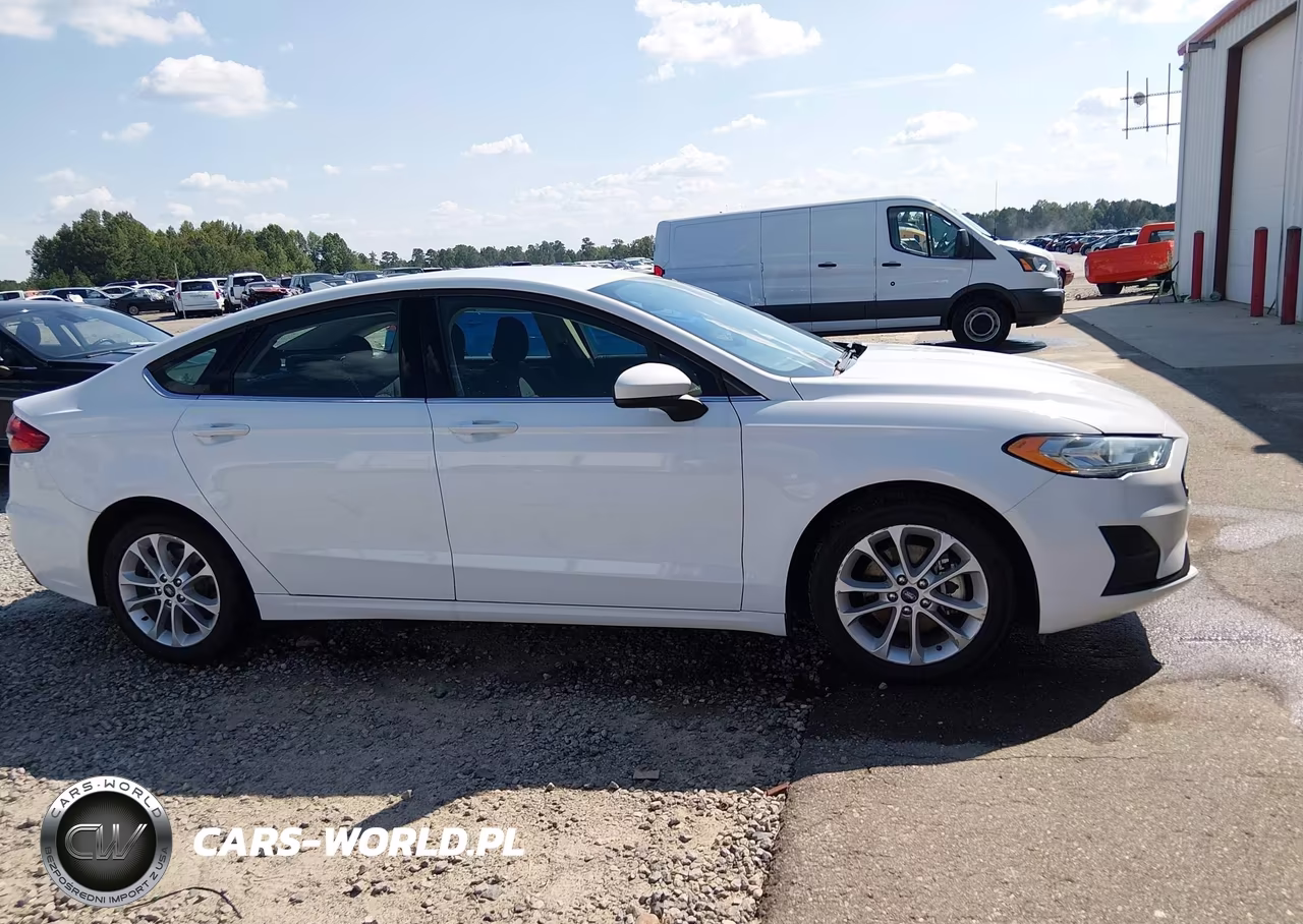 2020 Ford Fusion Hybrid Se VIN:3FA6P0LU1LR244917 - 13