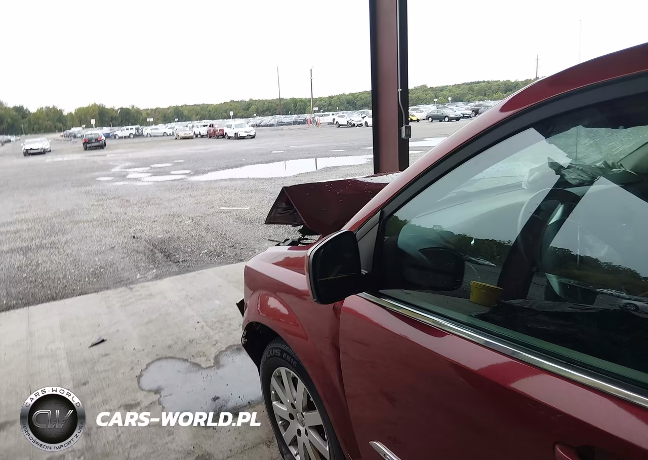 2016 Chrysler Town & Country Touring VIN:2C4RC1BG7GR148273 - 6